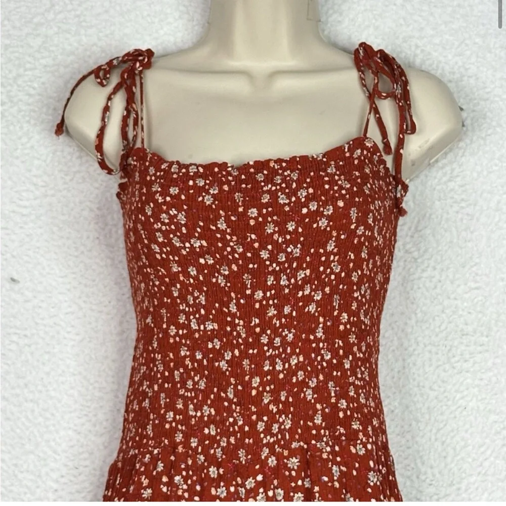 Storia Red Floral Bell Bottom Jumpsuit Size S - Picture 5 of 8
